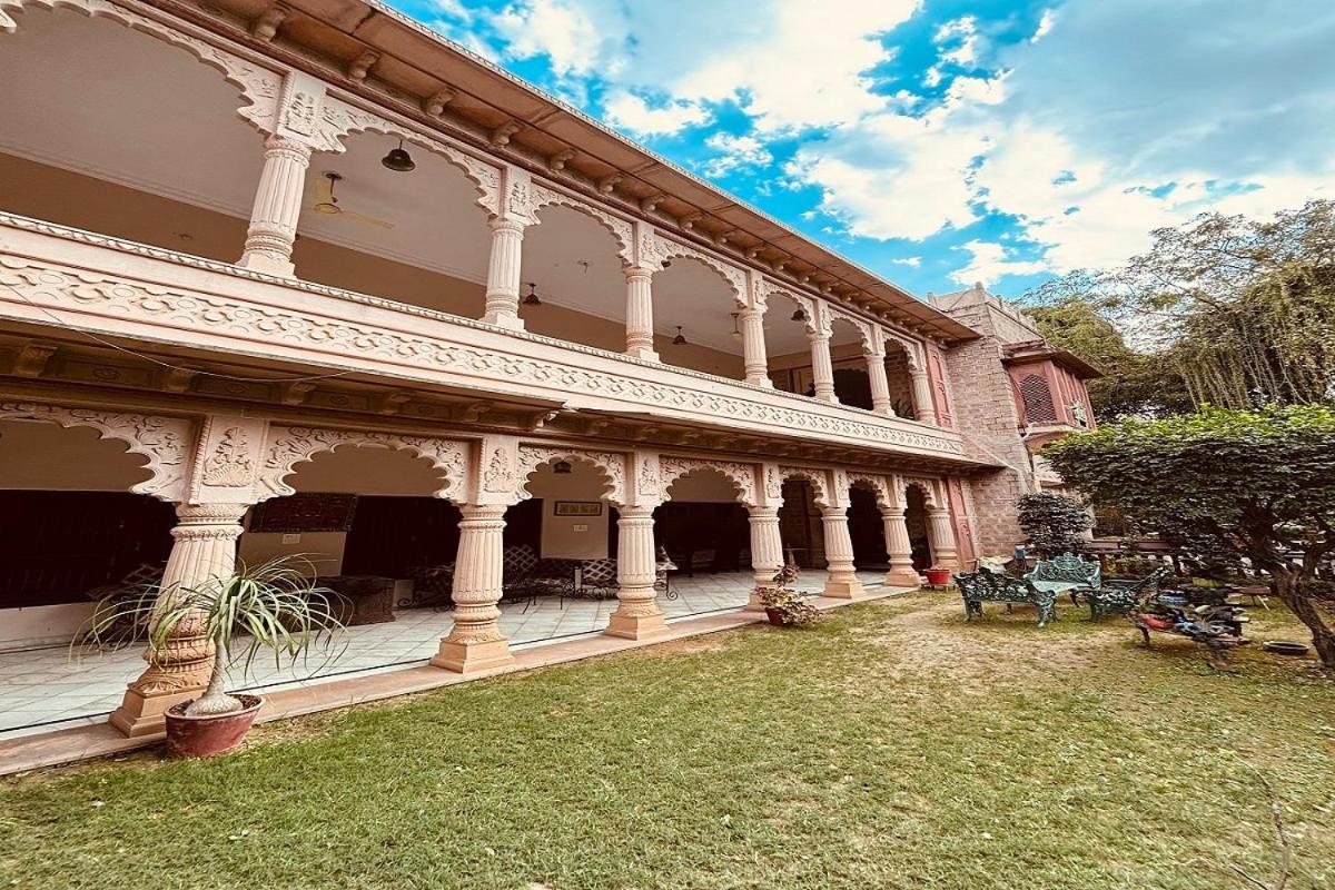 Hotel Karan Villas Kota  Eksteriør bilde