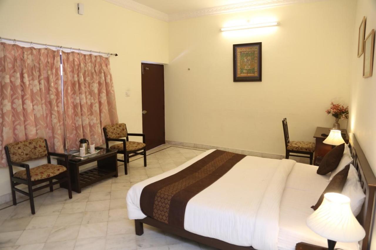 Hotel Karan Villas Kota  Eksteriør bilde