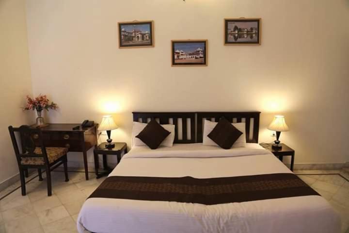 Hotel Karan Villas Kota  Eksteriør bilde